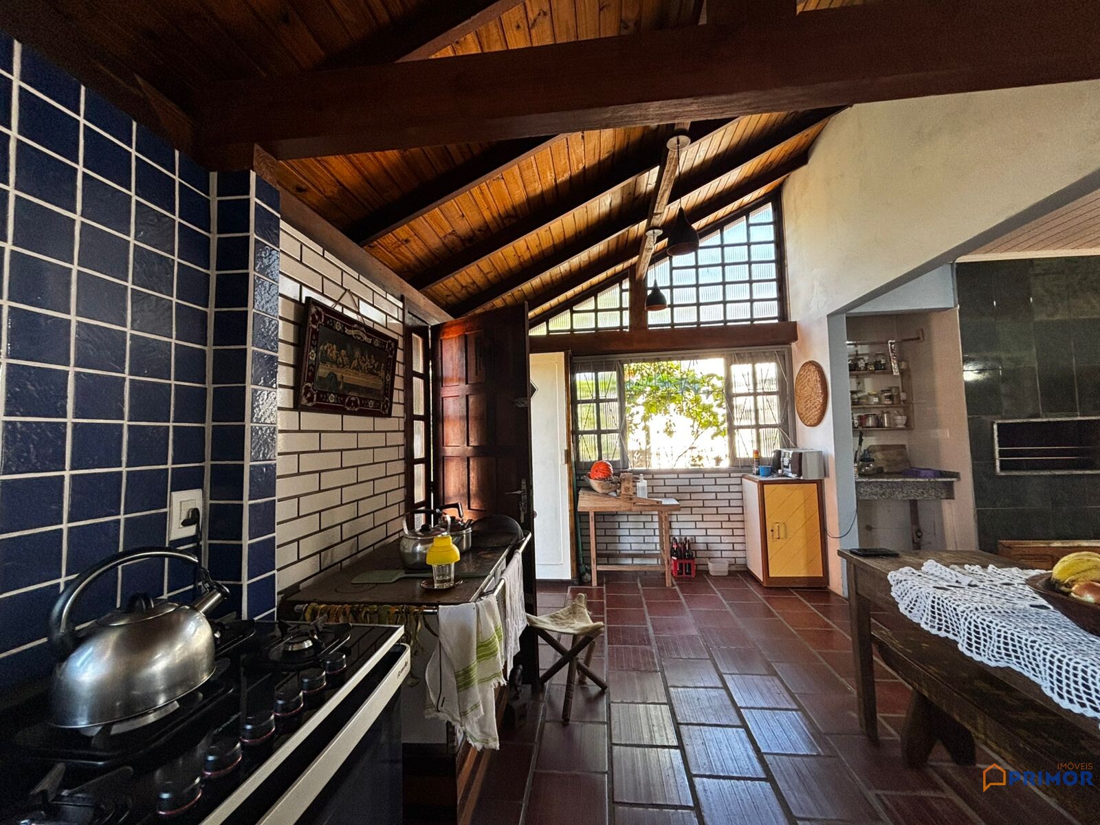 Casa charmosa com conforto, espaço e qualidade de vida a poucos minutos do mar no bairro Turimar